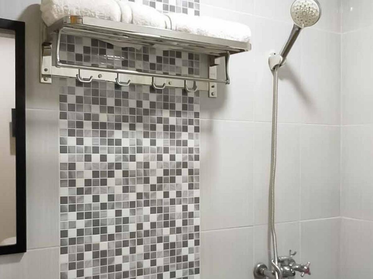 Hotel Koolkost Syariah @ Jalan Tb Simatupang Medan Sunggal Zewnętrze zdjęcie